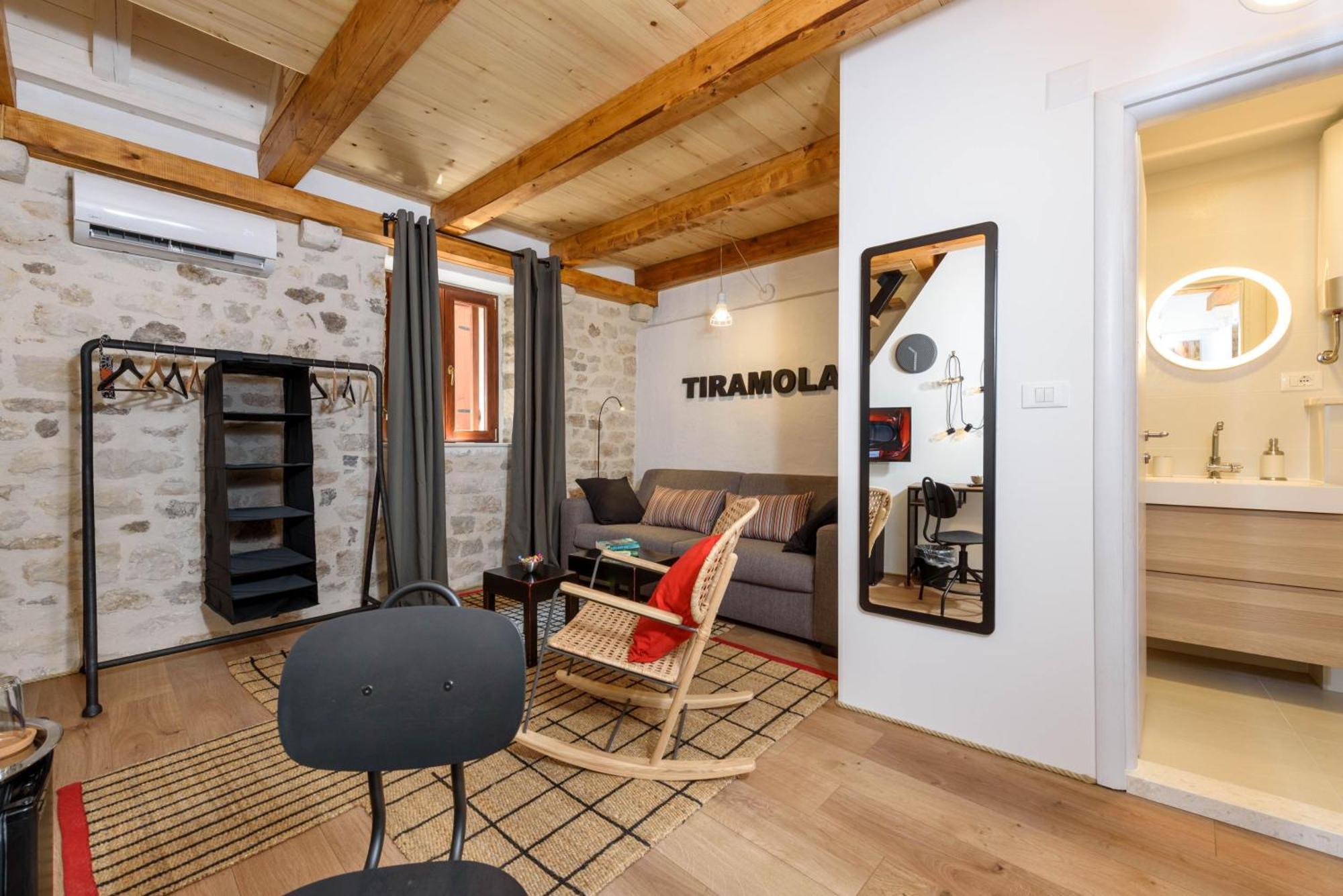 Apartments & Rooms Tiramola - Old Town Trogir Ruang foto