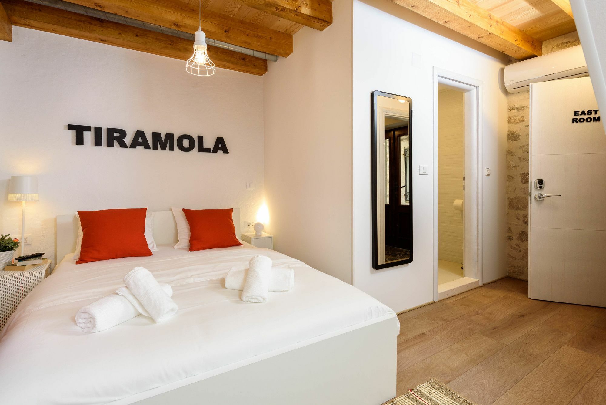 Apartments & Rooms Tiramola - Old Town Trogir Bagian luar foto